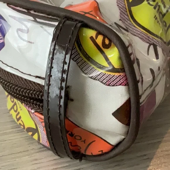 Henri Bendel RARE round XL travel cosmetic case bundle - Picture 11 of 13